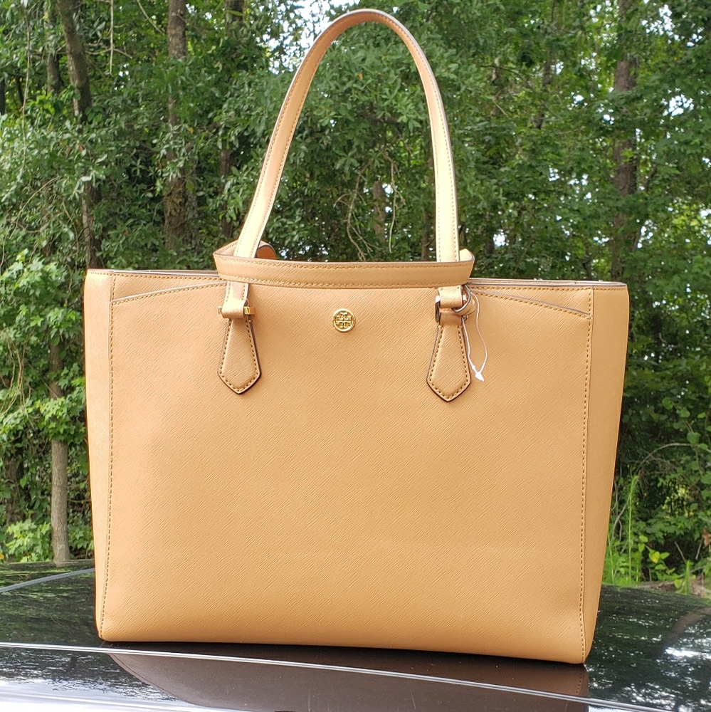Tory Burch Robinson Tote - Tan
